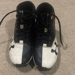 Boys baseball cleats